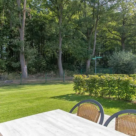 Bungis Ferienhäuser Direkt Am Grimnitzsee, Seeseite 22 Ferienhaus
